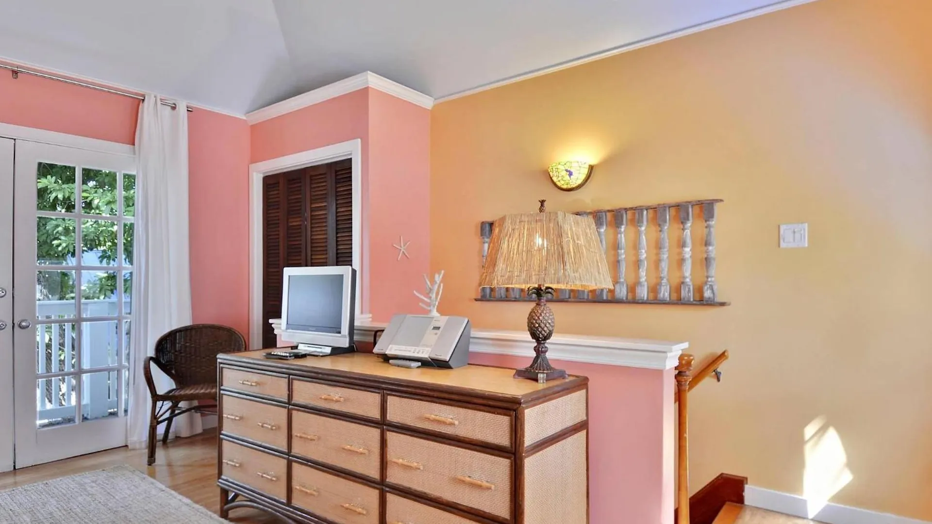 Tranquility By Avantstay Close To Duval St W Bbq Shared Pool Key West USA